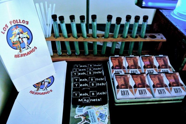 Los Hermanos Polos Goodiebag Station